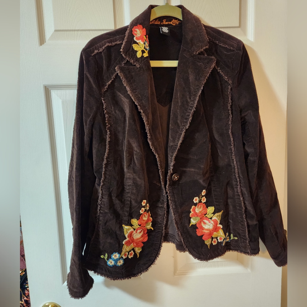 Embroidered Velvet Blazer Jacket - Brown With Floral Accents